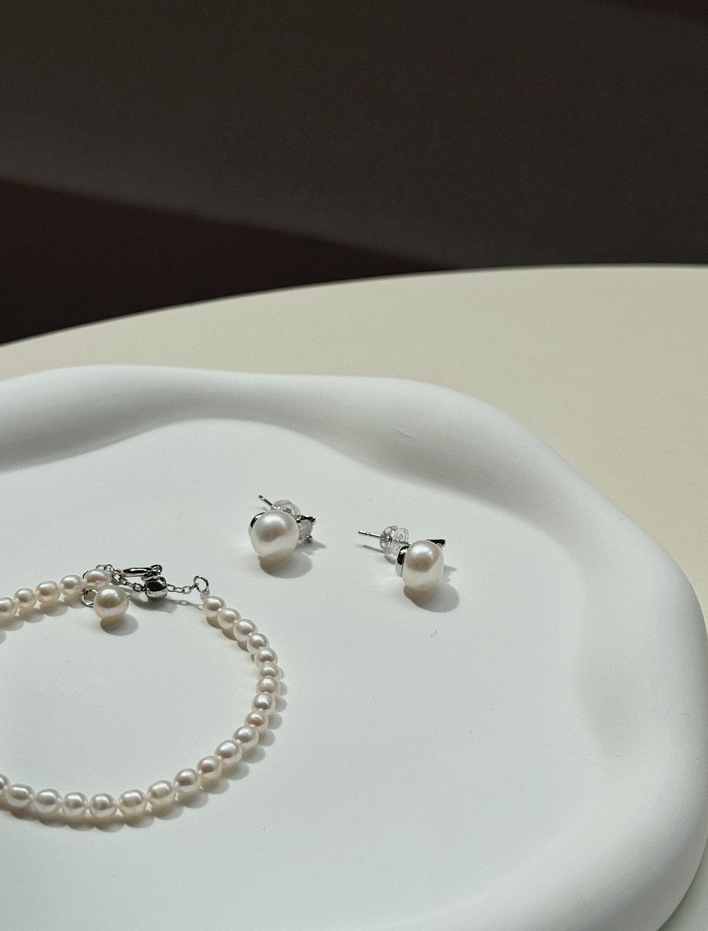 Pearl Beaded Bracelet
