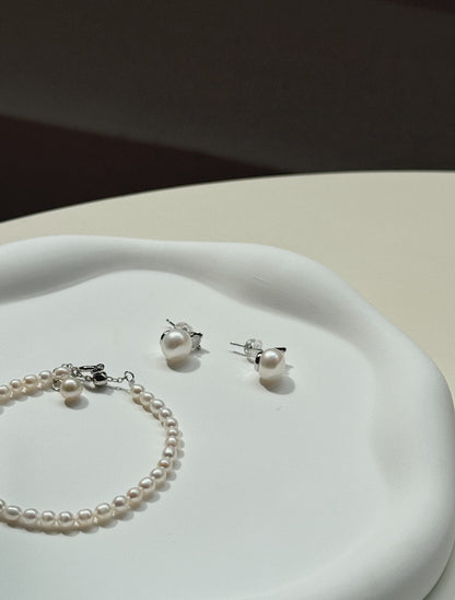 Pearl Beaded Bracelet
