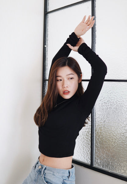 Cropped Turtleneck Top