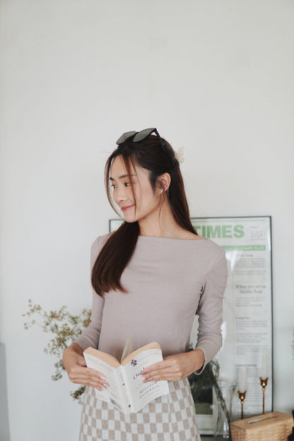 Ribbed Boat Neck Top