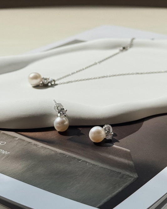 Pearl Drop Earrings