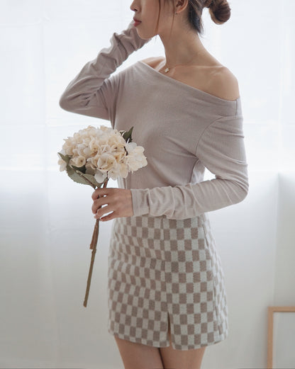 Ribbed Boat Neck Top